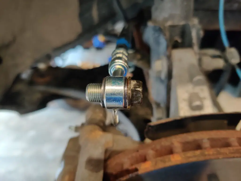 brake caliper hose replacement