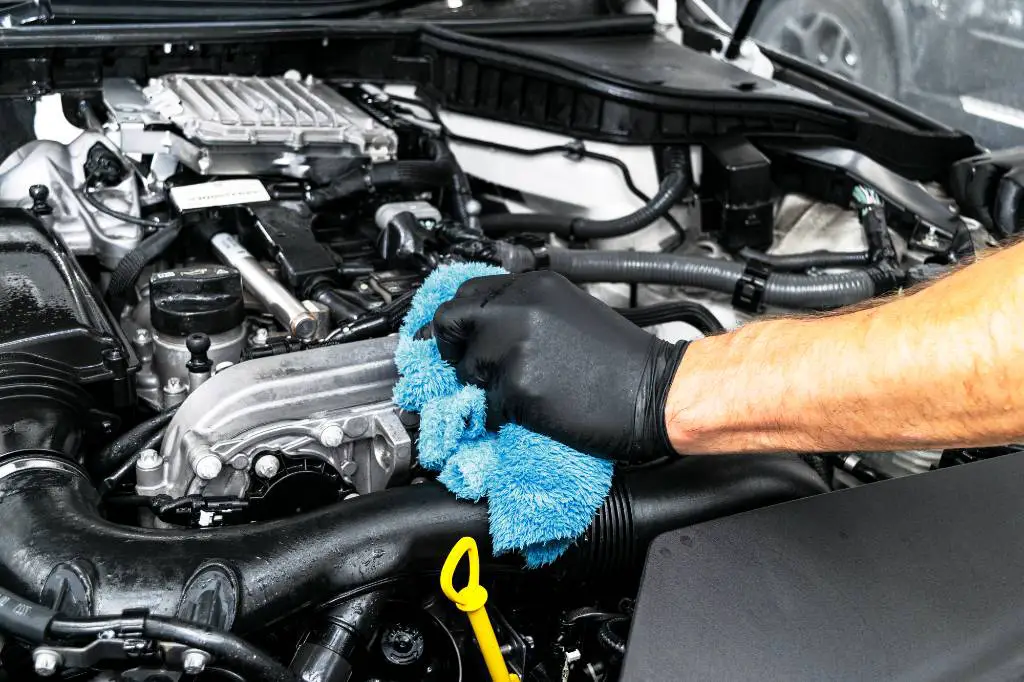 engine bay detailing