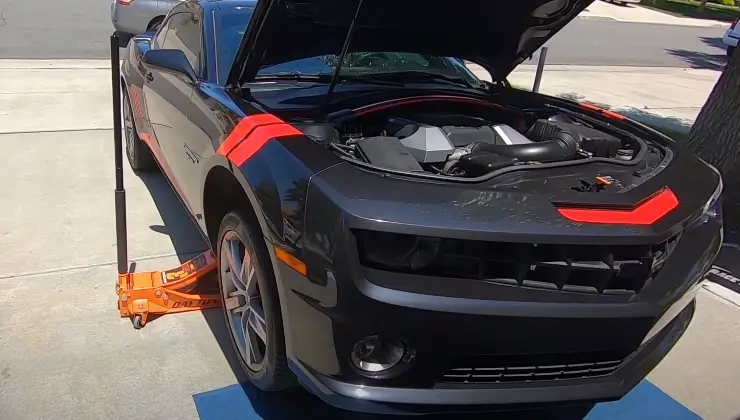 How to Jack Up a Camaro