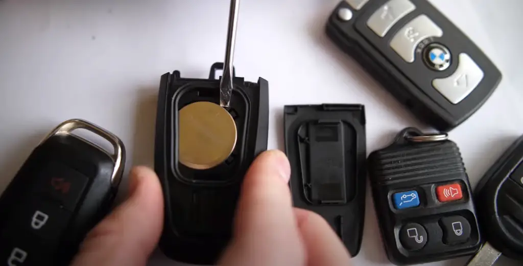 Changing Battery in Keyless Remote