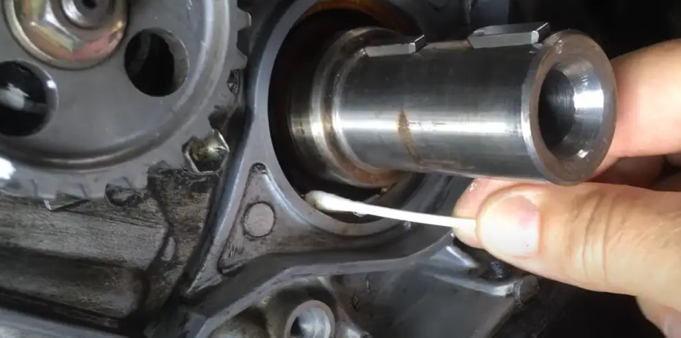 How to Replace a Crankshaft Seal