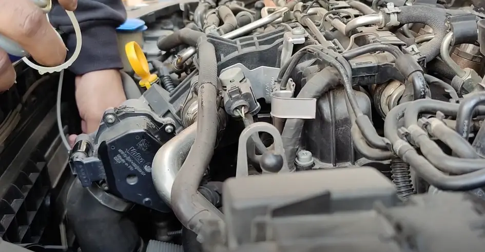 Cleaning Intake Manifold Without Removing