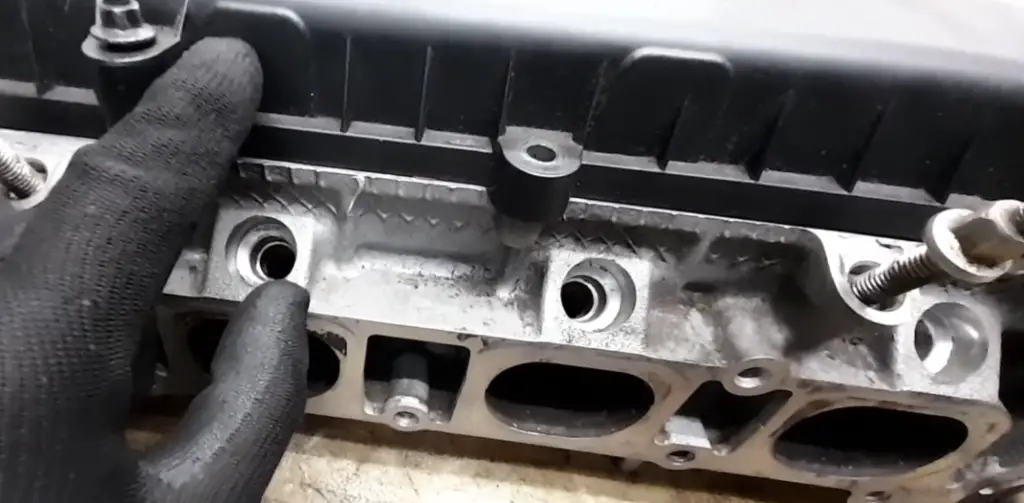 Causes of Valve Cover Gasket Leaks