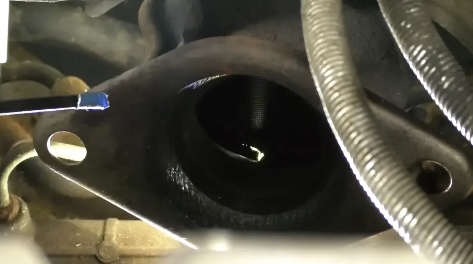 How to Address an Exhaust Manifold Leak Before Inspection