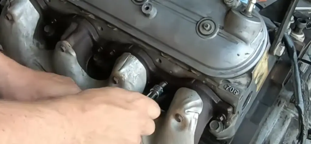 Removing Exhaust Manifold Bolts