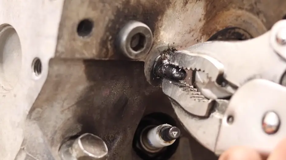 Why Do Exhaust Manifold Bolts Break