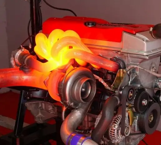 Why Exhaust Manifold Glowing Red