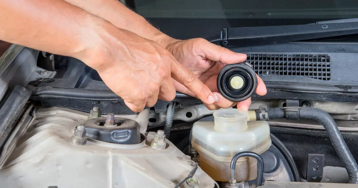 Changing brake fluid without bleeding