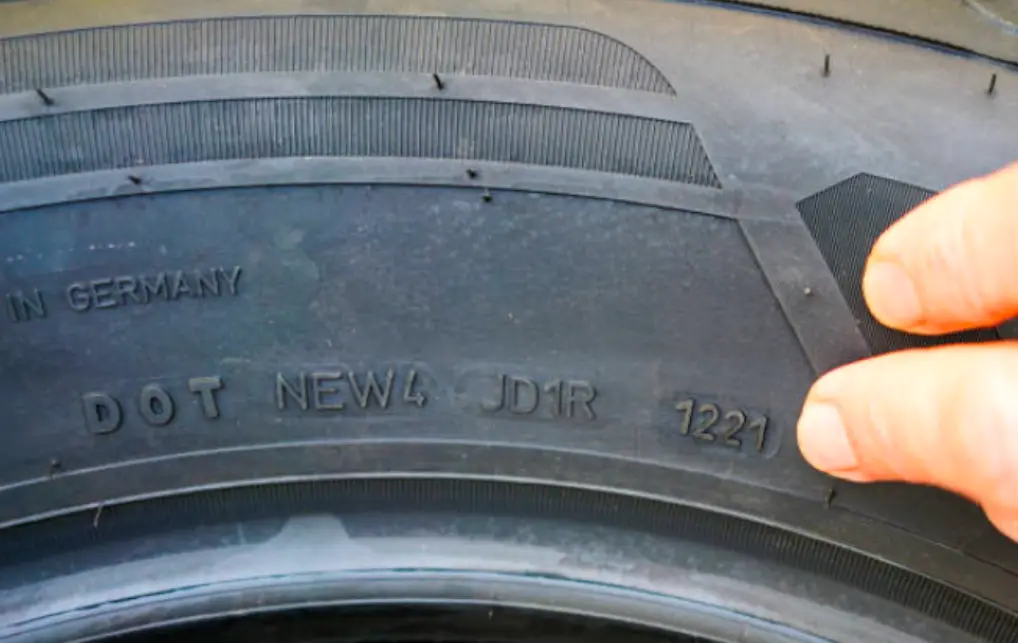 do tires have serial numbers