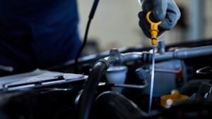 How to Check Brake Fluid Level: A Step-by-Step Guide - Ask My Auto