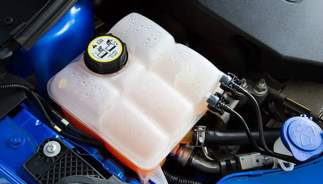 how to check radiator fluid level