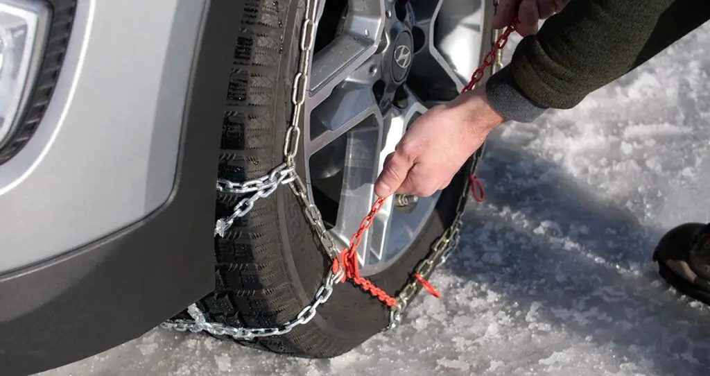 how to put on snow chains