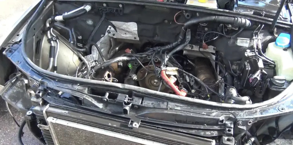 Brake Cleaner to Clean Engine