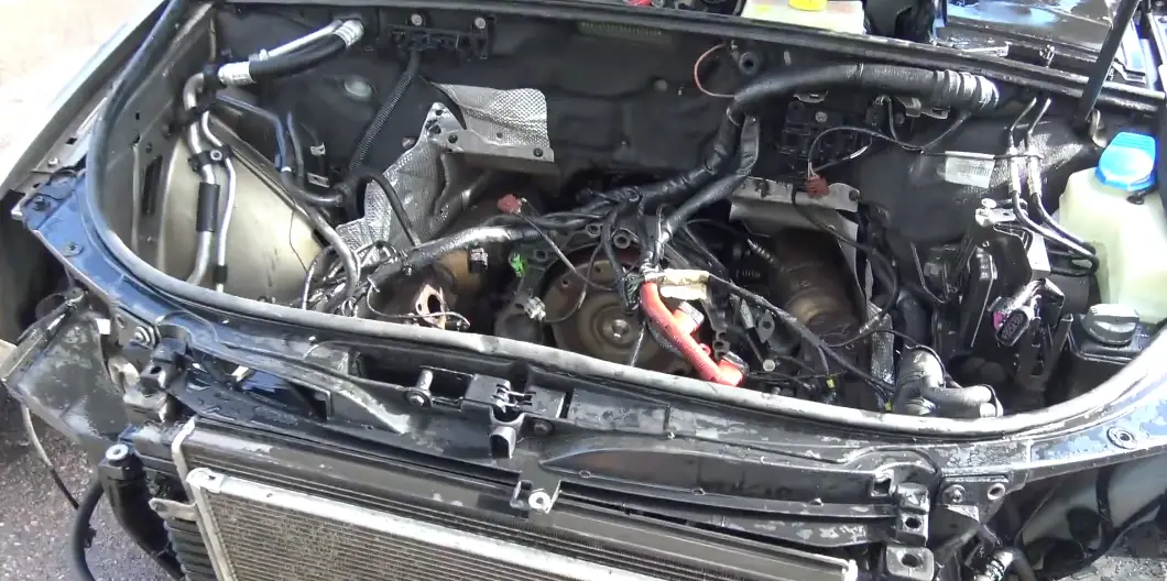 Brake Cleaner to Clean Engine