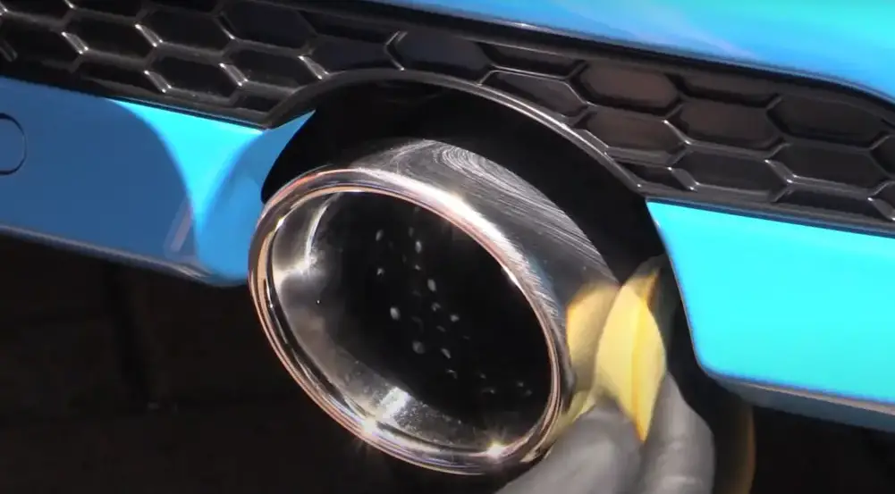 How to clean exhaust tips