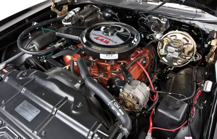 Oldsmobile 330 Engine Specs
