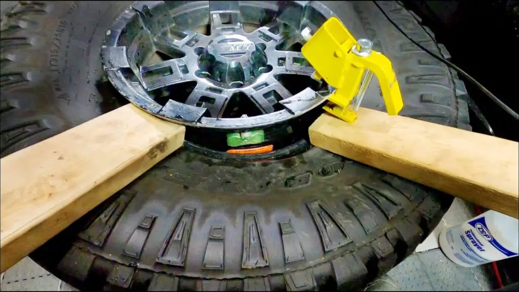 Replacing a Valve Stem Without Removing the Tire