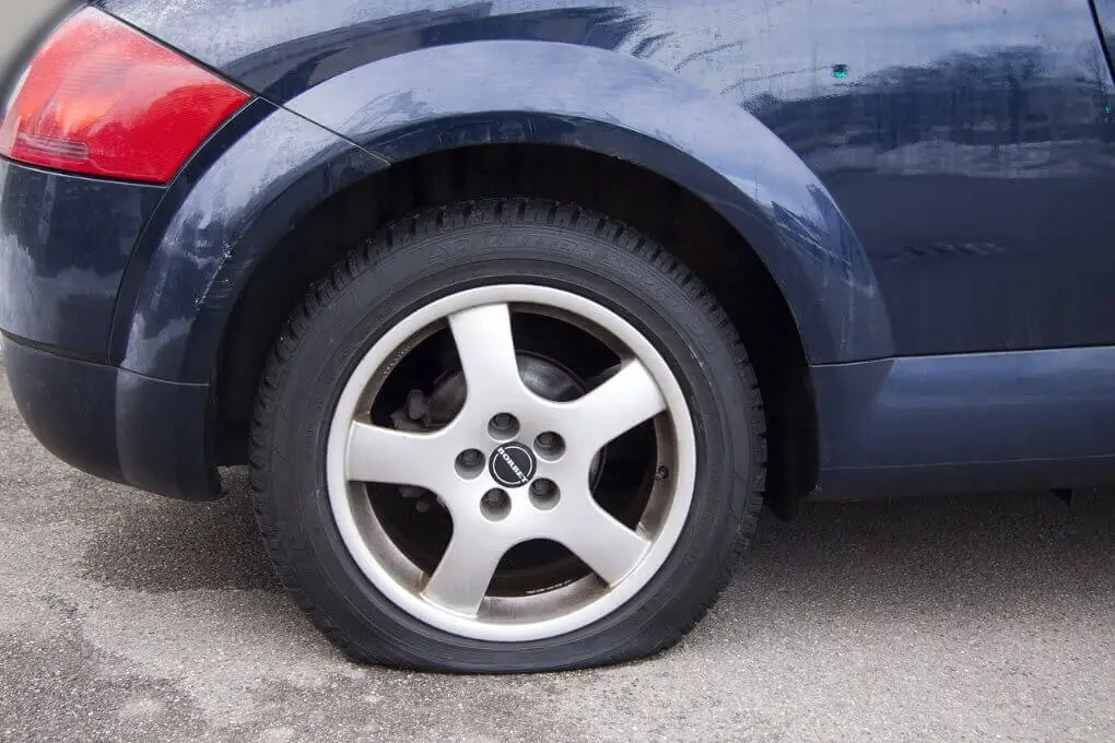 can you drive on a run flat tire
