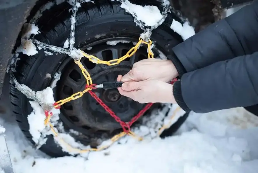 do i need tire chains for all 4 tires