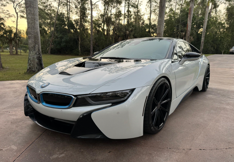 BMW in i8 Engine: Why It’s a Game-Changer for Hybrid Sports Cars 2 BMW in i8 Engine