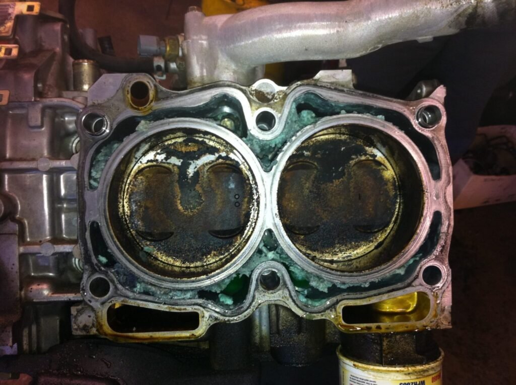 Engine Gasket Leak Fix: Prevent Damage with These Simple Steps 2 Engine Gasket Leak Fix