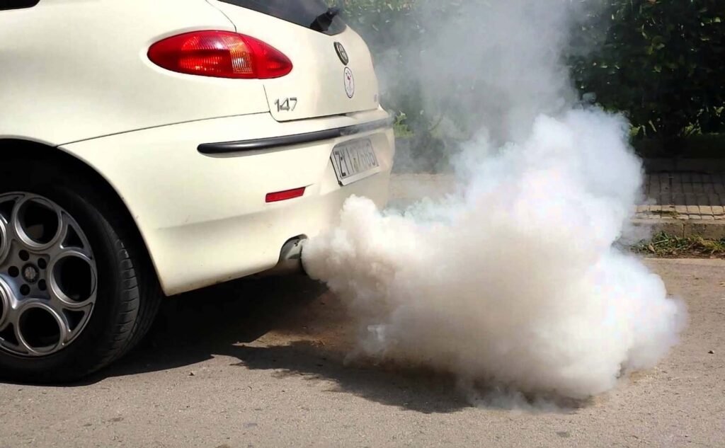 White Smoke from Engine: Common Causes and How to Fix It 2 White Smoke from Engine