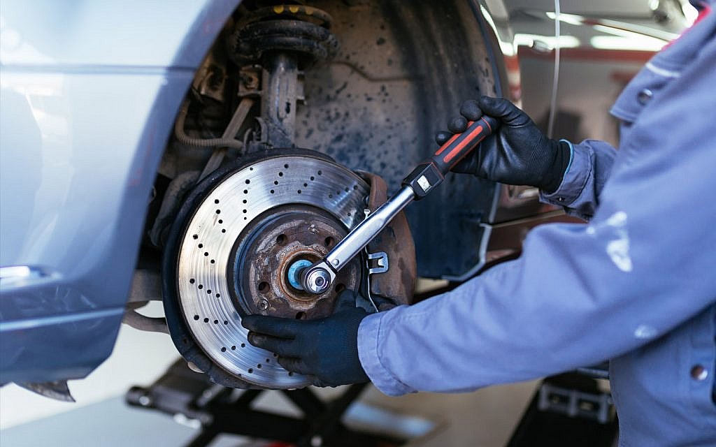 how to clean brake pads