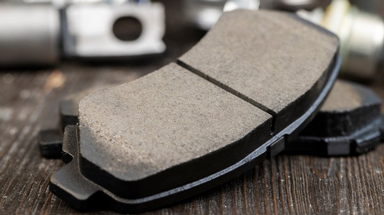 Best Brake Pads for No Dust: Top Picks for Clean Wheels 2 Best Brake Pads for No Dust